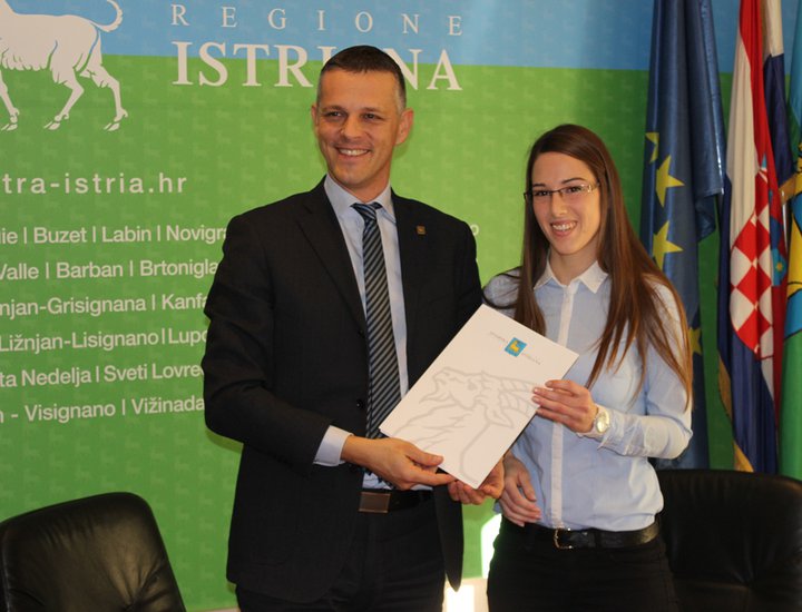 Župan Flego: Broj stipendista Istarske županije povećan za 80 posto