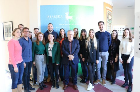 Dodijeljeno 20 studentskih stipendija za deficitarna zanimanja u zdravstvu