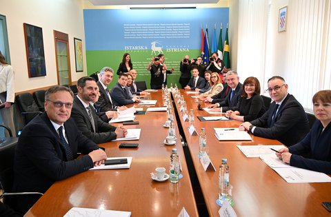 Predsjednik Vlade RH u Puli na sastanku sa županom Miletićem