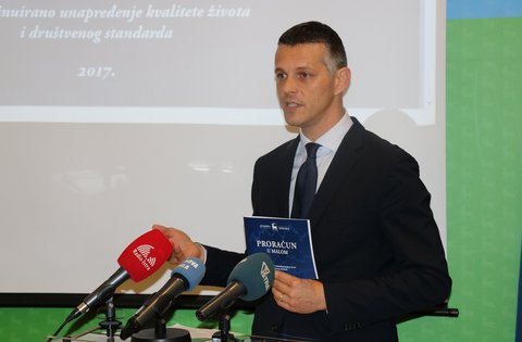 Župan Flego: Trenutno u pripremi ili provedbi projekti vrijedni milijardu kuna