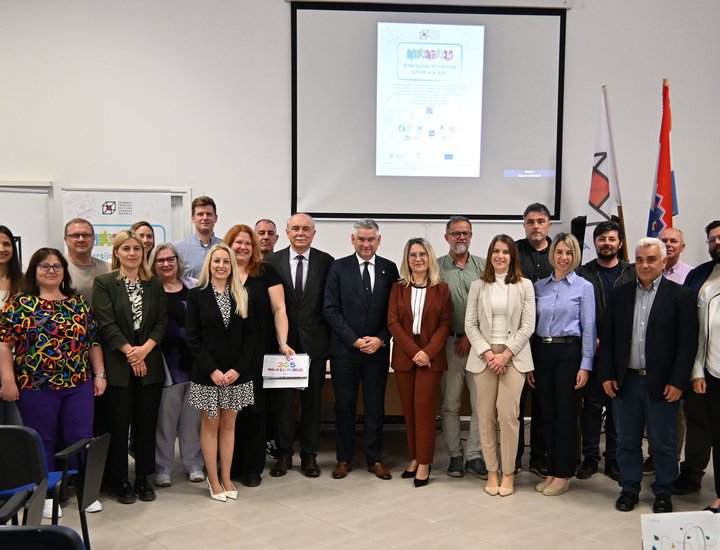 Celebrato con successo il primo anno di attuazione del progetto „i-STEM – Con sinergia verso lo sviluppo delle discipline STEM in Istria”