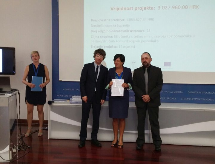 Osigurano 58 pomoćnika u nastavi za školsku gopdinu 2016./2017.