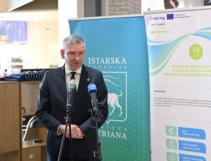 Otvorena izložba „Kada more kaže hvala“ koja građanima približava problem morskog otpada