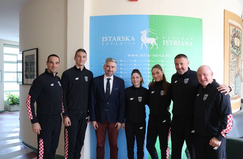 Si è tenuto un ricevimento per la delegazione dei giovani atleti di successo nel kickboxing, dopo il Campionato mondiale