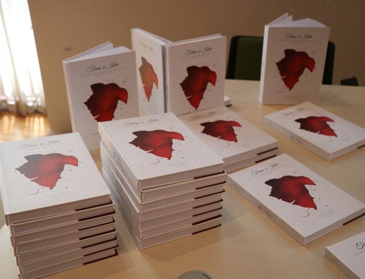 Presentato il libro "Teran u Istri: povijesno, ampelografsko, enološko i pravno gledište"