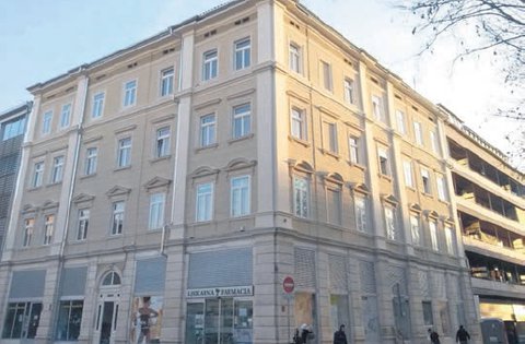 Obnovljena višestanbena zgrada u centru Pule