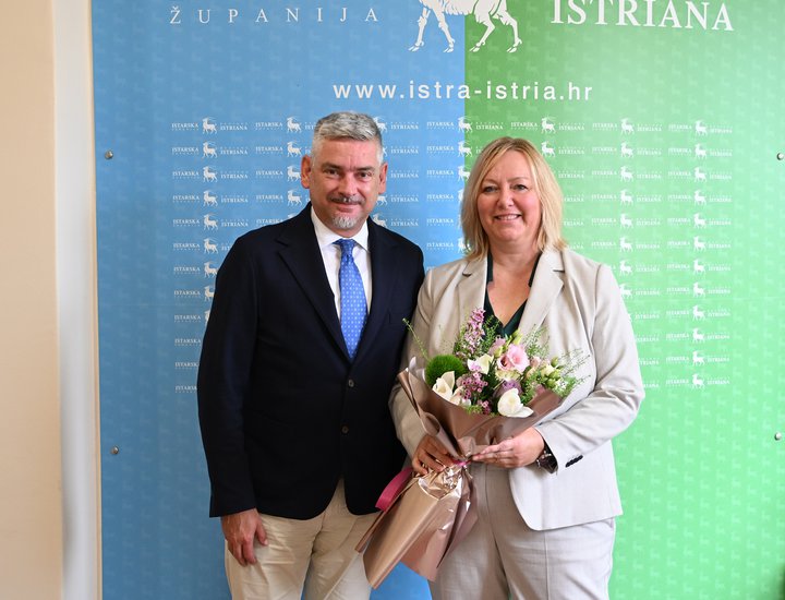 Župan Boris Miletić održao prijem za  dosadašnju upraviteljicu Zaklade za poticanje partnerstva i razvoja civilnog društva Helgu Možé