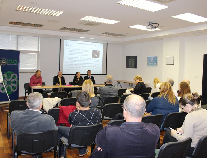 Održana radionica - Pružanje podrške JL(R)S u pokretanju i provedbi projekata povećanja dostupnosti infrastrukture širokopojasnog interneta
