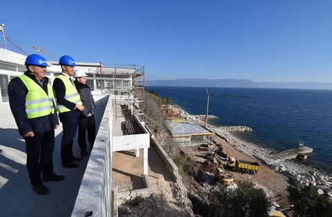 Izgradnja dva luksuzna ljetovališta Valamar Rivijere u Rapcu u punom jeku