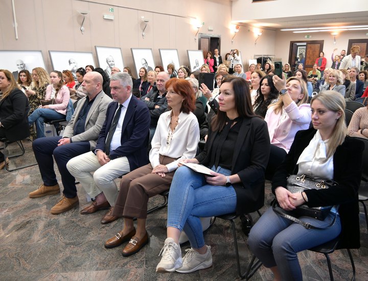 Istarski župan Miletić otvorio Simpozij „Od prevencije do skrbi – medicinska sestra u središtu primarne zdravstvene zaštite“