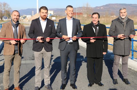 Svečano otvoren obnovljeni most u Tupljaku
