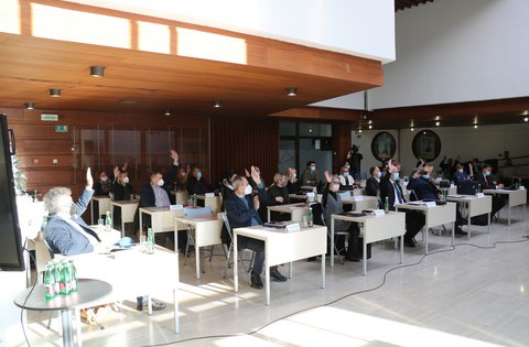 Approvato il Bilancio della Regione Istriana per il 2022, solo i consiglieri del Partito socialdemocratico sono rimasti astenuti