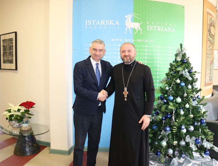 Župan Miletić primio paroha pulsko-perojskog Gorana Petkovića