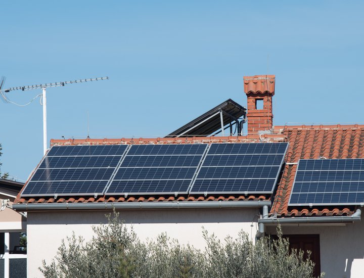 Objavljen Javni poziv za sufinanciranje korištenja obnovljivih izvora energije i energetske učinkovitosti u obiteljskim kućama