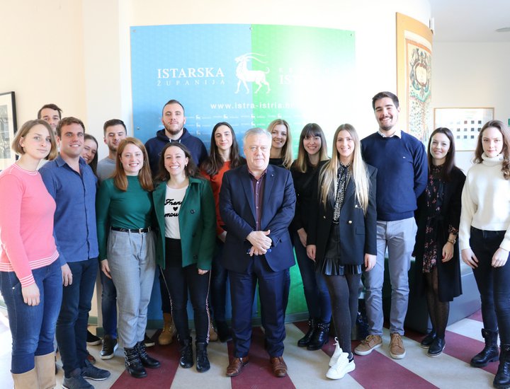 Assegnate 20 borse di studio per gli indirizzi deficitari nella sanità