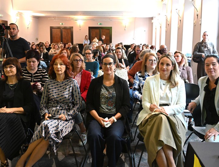 Više od 120 sudionika iz osnovnih i srednjih škola Istarske županije na stručnom skupu „ISTRAžimo mentalno zdravlje djece i mladih“