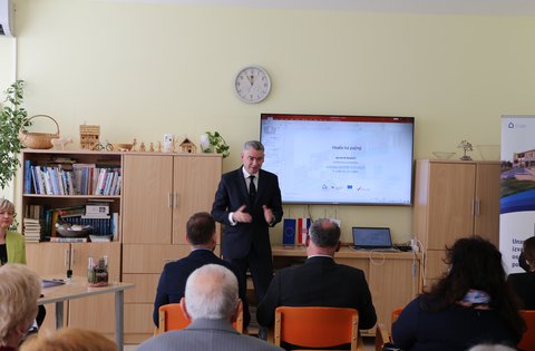 La Regione Istriana cofinanzia la costruzione della Casa per anziani a Pinguente