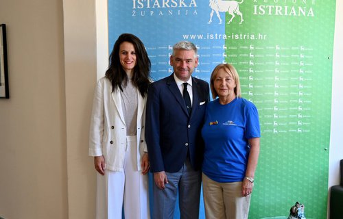 Župan Miletić ugostio državnu tajnicu MUP-a Nevenku Lastrić-Đurić i predsjednicu Udruge Hrvatska pomaže Đurđu Adlešić