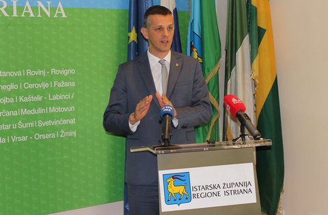 Župan Flego uputio apel predsjednici Grabar Kitarović: "Ne dajte da nas ucjenjuju, podržite našu borbu protiv ugljena"