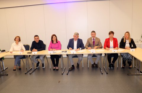 Firmato l'accordo di cooperazione sul progetto Istria bike & outdoor per il periodo 2023-2025