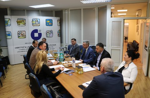 Il presidente Miletić in visita alla Camera dell'artigianato della Regione Istriana