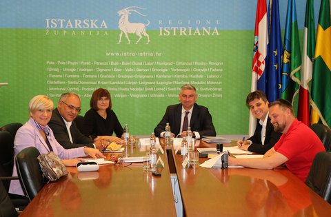 70.000 euro sono stati previsti nel bilancio regionale per i programmi di Assistenza a domicilio per gli anziani