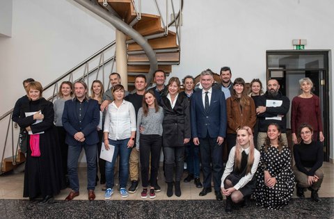 La Regione Istriana ha assegnato 200.000 kune in borse di studio per giovani artisti e programmi culturali per giovani