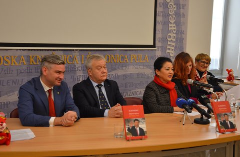 Predstavljena knjiga "Xi Jinping pripovijeda kineski san"