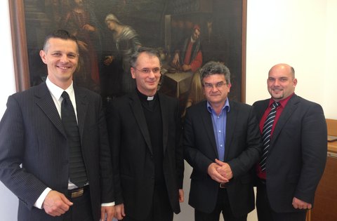 Ricevimento per il  Presidente Flego dal vescovo di Pola e Parenzo in vista della festa di Pasqua